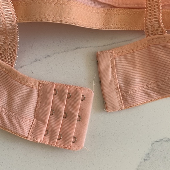 Bra - Picture 3 of 5